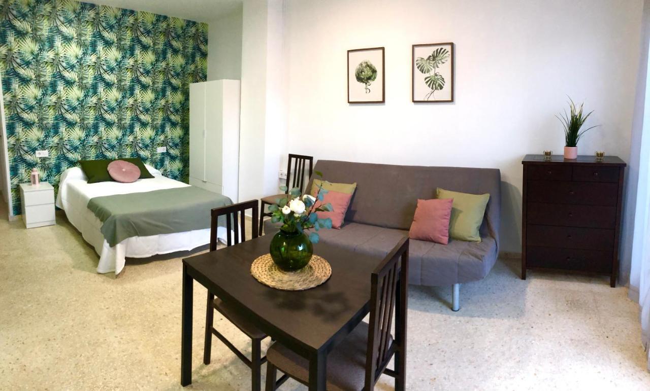 Apartamento Con Piscina En Ciudad Jardin マラガ エクステリア 写真